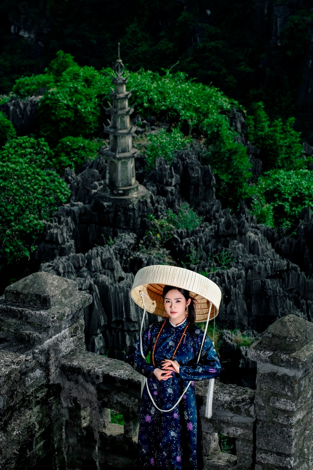 Ninh Bình là điểm đến gần Hà Nội được nhiều du khách lựa chọn.