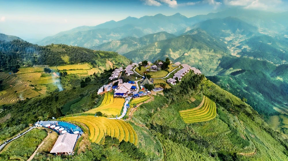 Topas Ecolodge, Sapa (Lào Cai) được vinh danh trong danh sách các khu nghỉ dưỡng trên núi và ven hồ của National Geographic Traveller, 2024.