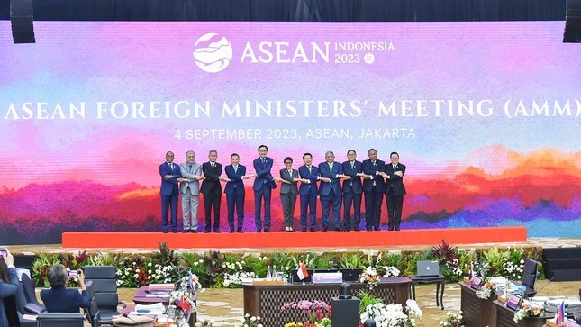 Các bộ trưởng ngoại giao ASEAN họp ngày 4/9 để trù bị cho Hội nghị cấp cao ASEAN.