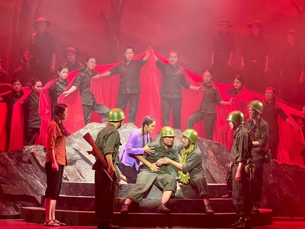 Cảnh trong vở chèo “Đại đội trưởng của tôi".