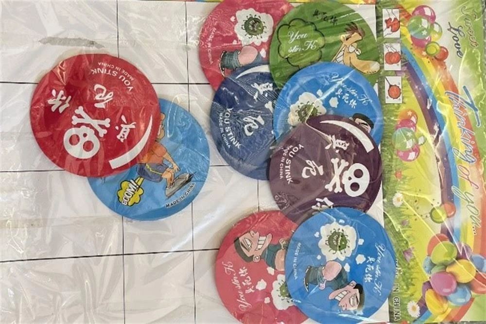 Đồ chơi bóng nổ, "bóng thối".