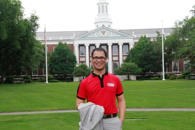 Thầy Nguyễn Anh Đức tham gia chương trình đào tạo Lãnh đạo cao cấp ĐH Harvard.