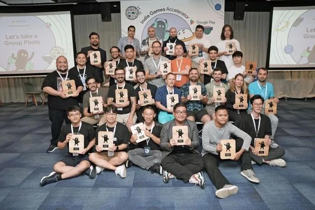 Thành viên khóa đào tạo Indie Games Accelerator 2022 trong lễ tốt nghiệp.