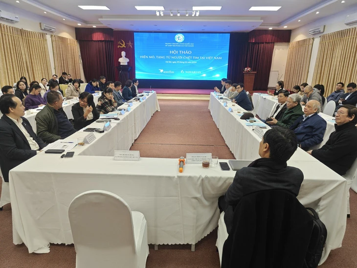 Hội thảo hiến mô tạng từ người chết tim tại Việt Nam tổ chức sáng 29/2 tại Hà Nội.