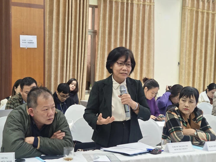 Bác sĩ Dư Thị Ngọc Thu, Bệnh viện Chợ Rẫy, chia sẻ tại hội thảo.