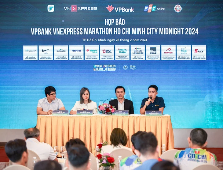 Buổi họp báo VPBank VnExpress Marathon Ho Chi Minh City Midnight 2024.
