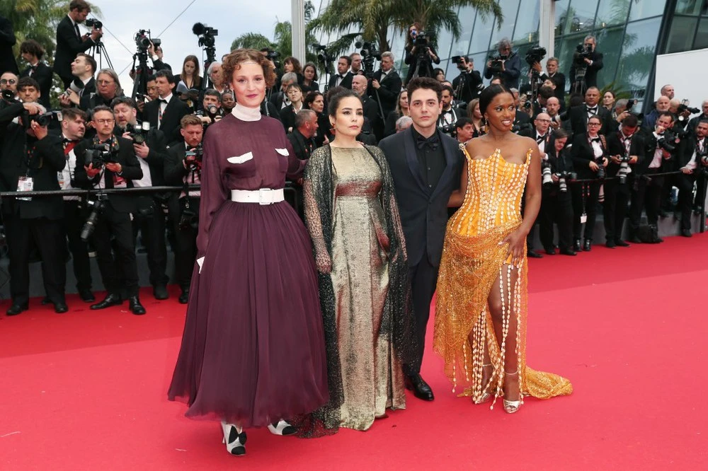 Thành viên BGK Un Certain Regard: Vicky Krieps, Asmae El Moudir, Chủ tịch ban giám khảo Xavier Dolan và Maïmouna Doucouré