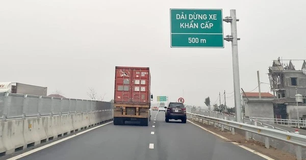 Bộ GTVT chỉ đạo mở rộng, nâng cấp các tuyến cao tốc 2 làn xe.