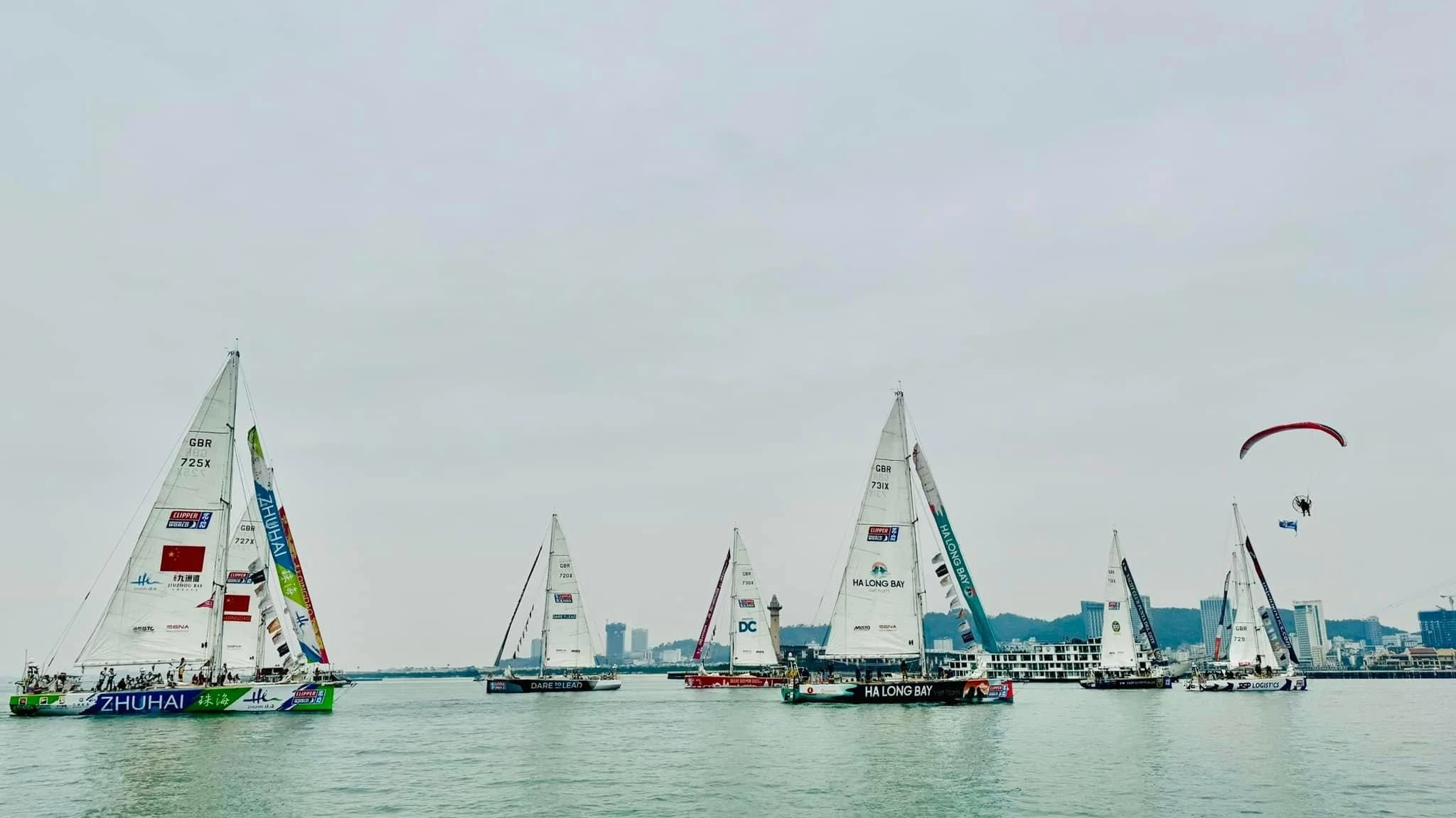 Các đội đua thuyền buồm tham dự Clipper race sẵn sàng cho hành trình tiếp theo vượt đại dương đến cảng Cửu Châu (TP.Châu Hải, Trung Quốc).