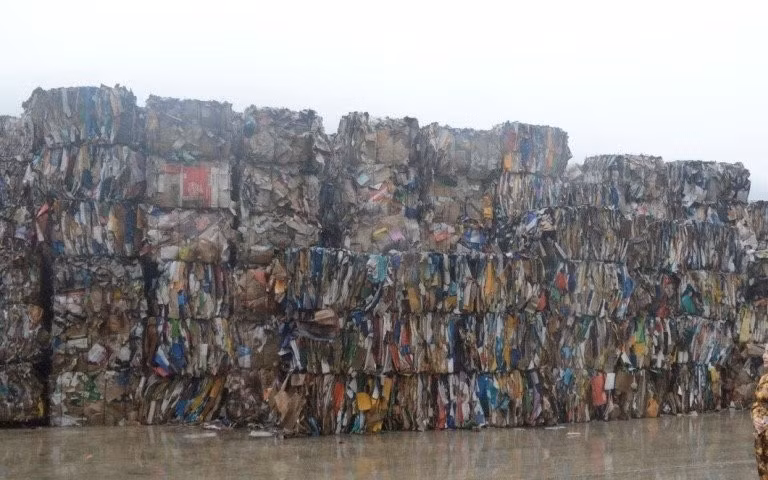 Lượng rác thải nhựa từ lĩnh vực thương mại điện tử ngày càng gia tăng.