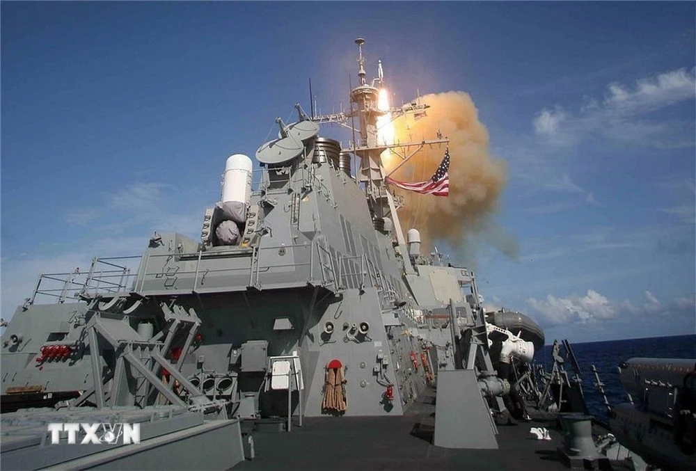Tên lửa SM-3 được phóng thử nghiệm từ hệ thống Aegis trên tàu khu trục USS Decatur (DDG 73) của Mỹ.