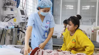 Những ngày trực thầm lặng của cán bộ y tế