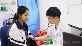 Từ 2026: 100% học sinh, sinh viên được khám sức khỏe định kỳ hằng năm, dữ liệu tích hợp Sổ sức khỏe điện tử