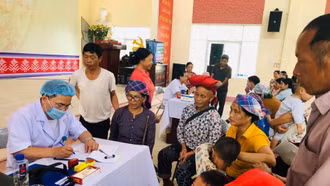 Khám sàng lọc và phẫu thuật miễn phí cho trẻ khuyết tật có hoàn cảnh khó khăn