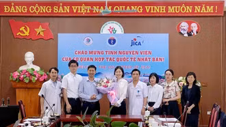 Tiếp nhận tình nguyện viên của JICA tại Việt Nam làm việc tại Bệnh viện Phục hồi chức năng
