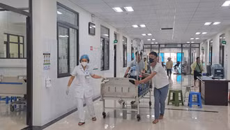 Ngày lễ không nghỉ của những người thầy thuốc