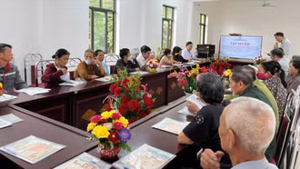 Tập huấn phục hồi chức năng cho người khuyết tật và người nhà người khuyết tật tại huyện Bảo Thắng