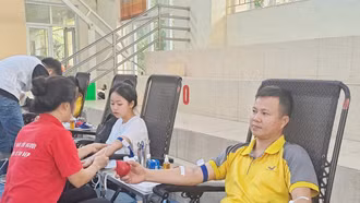 Tiếp nhận 347 đơn vị máu trong Ngày hội hiến máu tình nguyện