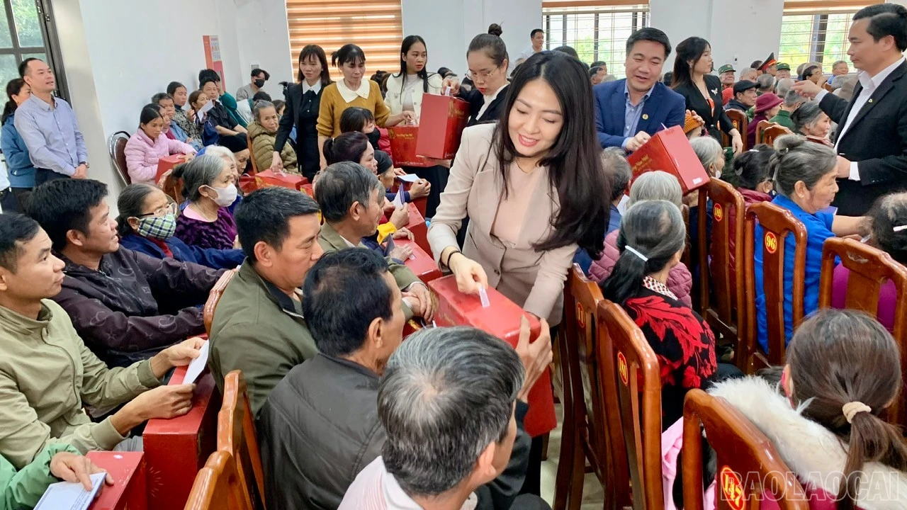 baolaocai-br_z7507742453057-7ff04bdd9e8b2187e8a4872696eeb015.jpg