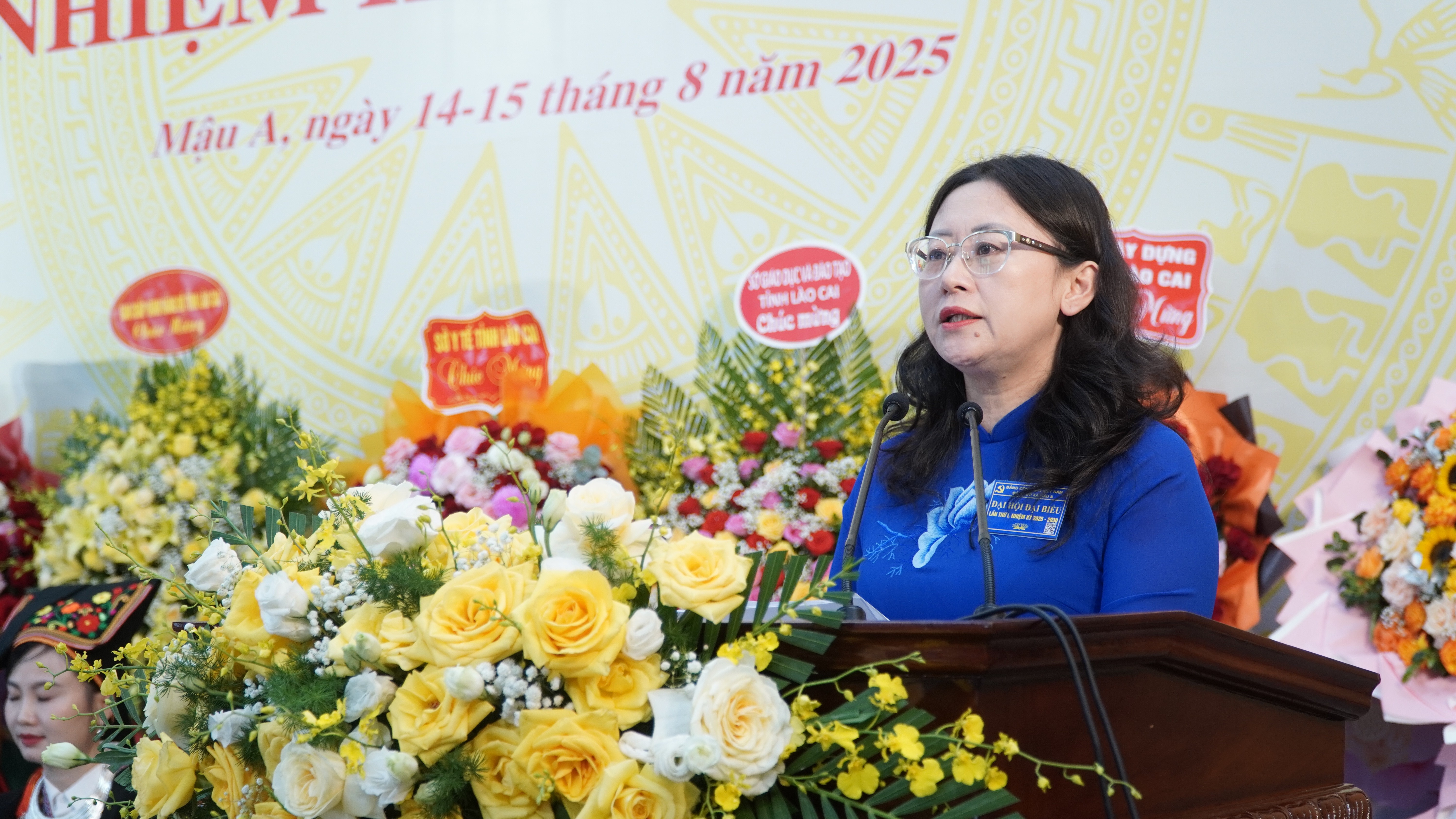 Đồng chí Giàng Thị Dung - Phó Bí thư Tỉnh ủy, Chủ tịch Ủy ban Mặt trận Tổ quốc Việt Nam tỉnh phát biểu và chỉ đạo tại Đại hội. dsc0611.jpg