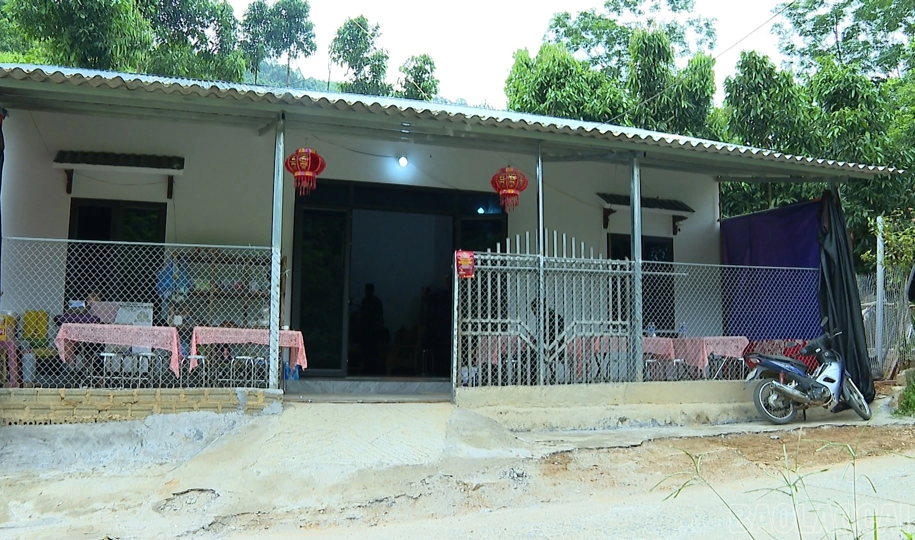 baolaocai-br_trao-nha-nghia-tam-1.jpg