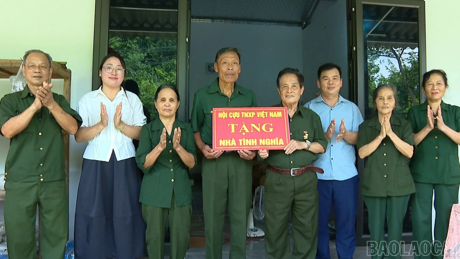 baolaocai-br_trao-nha-nghia-tam-2-8555.jpg
