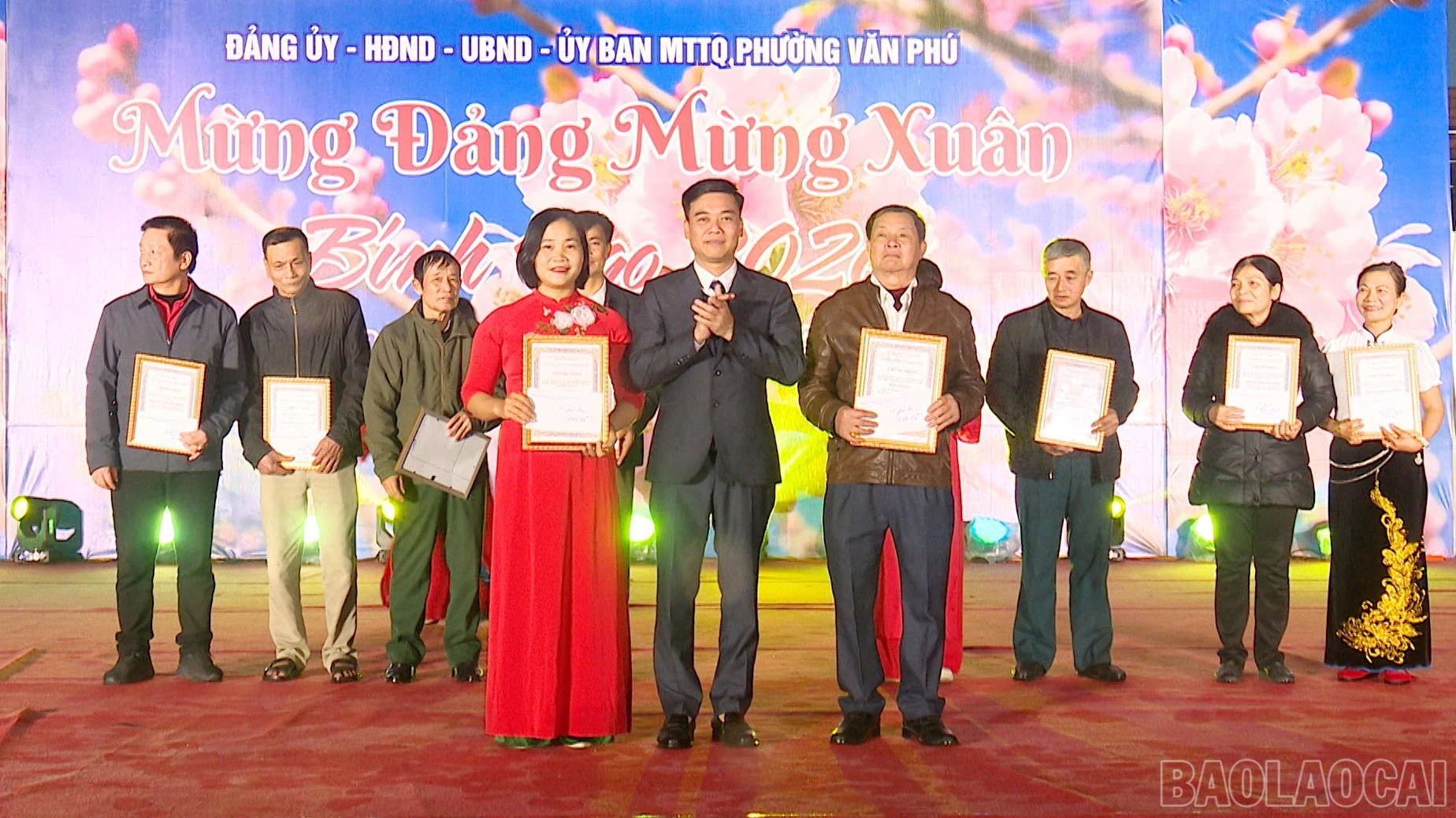 baolaocai-br_van-nghe-van-phu00-00-23-09still006.jpg