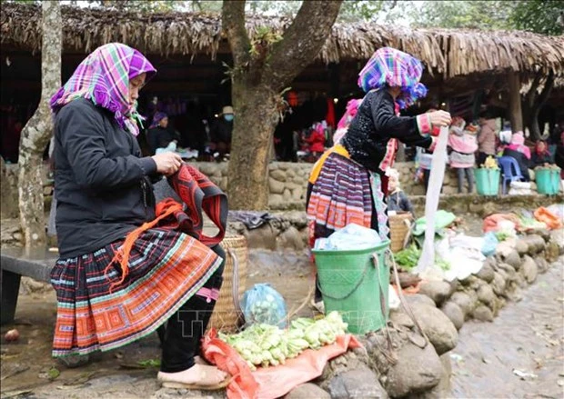 Chợ phiên Lai Châu, nơi hội tụ sắc màu văn hoá ảnh 2 Chợ phiên Lai Châu, nơi hội tụ sắc màu văn hoá ảnh 2