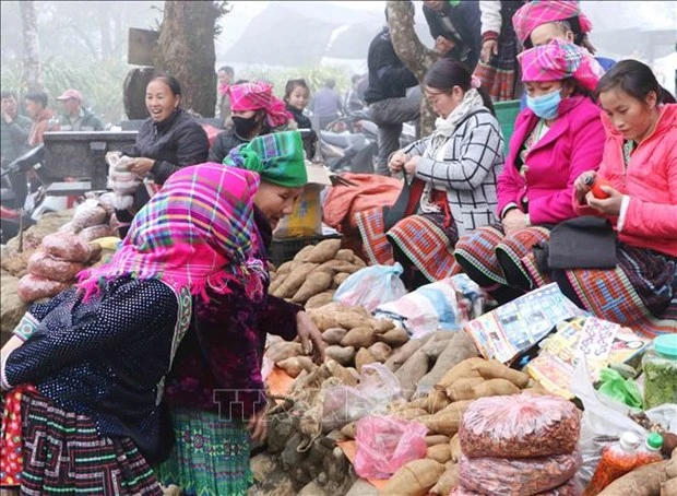 Chợ phiên Lai Châu, nơi hội tụ sắc màu văn hoá ảnh 4 Chợ phiên Lai Châu, nơi hội tụ sắc màu văn hoá ảnh 4