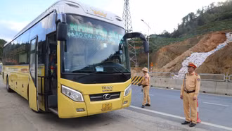 Để có kỳ nghỉ lễ trọn vẹn, ý nghĩa nơi “thành phố trong sương”