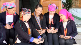 Lào Cai triển khai 152 đội hình “Bình dân học vụ số”