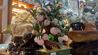 Đá mỹ nghệ Lục Yên vào vụ tết