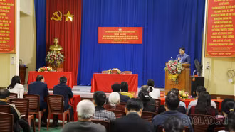 Cử tri tổ dân phố 11 Bắc Cường (phường Cam Đường) nhất trí cao giới thiệu 2 đại diện ứng cử đại biểu HĐND các cấp, nhiệm kỳ 2026 - 2031