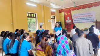 Hội Liên hiệp Phụ nữ huyện Si Ma Cai tổ chức chiến dịch truyền thông bình đẳng giới