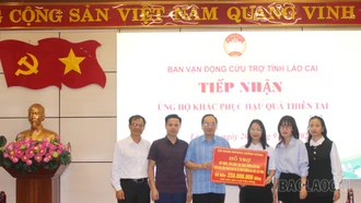 Tập đoàn Sunwah ủng hộ tỉnh Lào Cai 250 triệu đồng khắc phục hậu quả thiên tai