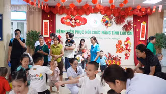 Ngày hội "Kết nối yêu thương" - thắp sáng hy vọng cho trẻ tự kỷ