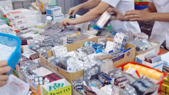 Tình trạng thiếu thuốc, thiết bị y tế chỉ xảy ra cục bộ