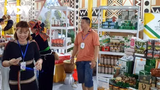 200 sản phẩm của hơn 45 tỉnh thành thực hiện 19 phiên live quảng bá