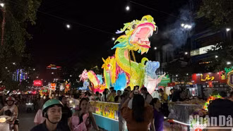 Chơi Trung thu sớm tại Tuyên Quang: Một nét văn hóa đặc sắc