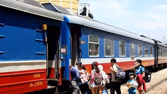 Bán vé tàu Tết sớm, đường sắt "nói không" với ghế phụ