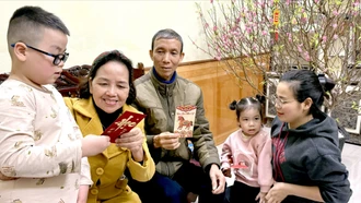 Lì xì Tết - Giữ hồn xưa trong nhịp sống nay