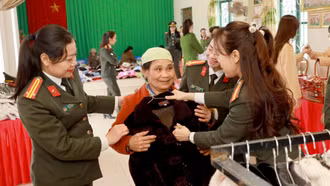 Tổ chức “Gian hàng 0 đồng” tại xã Lương Thịnh