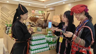 Khoảnh khắc số trong đời sống người dân Lào Cai