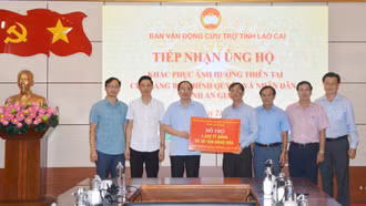 Tỉnh An Giang trao hỗ trợ người dân tỉnh Lào Cai 1,25 tỷ đồng khắc phục hậu quả thiên tai