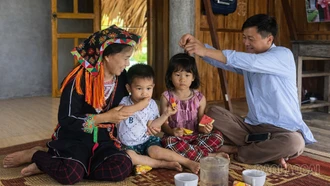 Ứng xử trong gia đình: Tôn trọng – Bình đẳng - Yêu Thương – Chia sẻ 