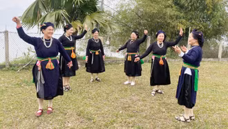 Hoàn thiện, phát huy hiệu quả thiết chế văn hóa cơ sở