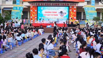 Trường Tiểu học Bắc Lệnh gây quỹ ủng hộ đồng bào vùng lũ