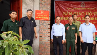 Bàn giao 4 nhà “Nghĩa tình cựu chiến binh”