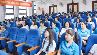 Liên đoàn Lao động tỉnh triển khai lấy ý kiến về dự thảo Nghị quyết sửa đổi, bổ sung một số điều của Hiến pháp năm 2013