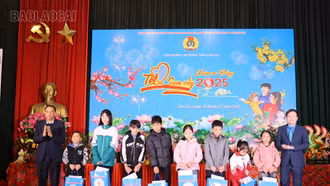 Hơn 4.200 lượt đoàn viên, lao động có hoàn cảnh khó khăn được thụ hưởng quà tết 